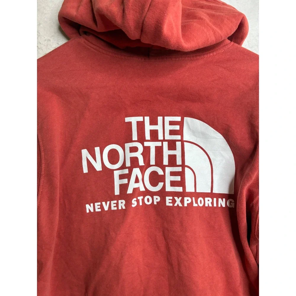 The North Face Mens Red Graphic Pullover Hoodie Never Stop Exploring Size M